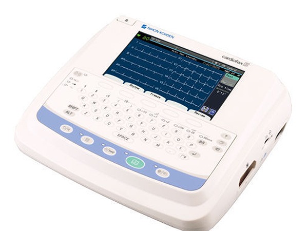 心電図　自動解析心電計ECG-2250（日本光電）